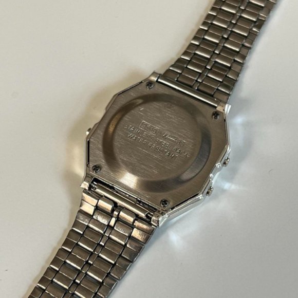 Y2K 2000s vintage retro silver waterproof stainless steel digital watch - Picture 7 of 7